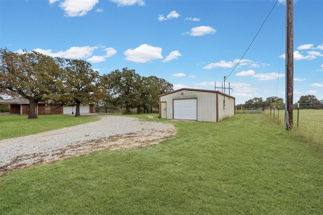 26184 S Fm 4, Lipan, TX 76462