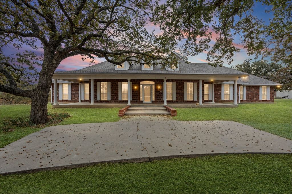 26184 S Fm 4, Lipan, TX 76462