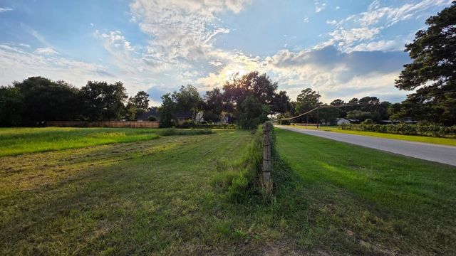 0 La Fouche Drive, Tomball, TX 77377