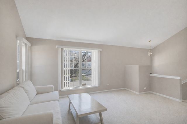 1650 Orchard Court, West Chicago, IL 60185