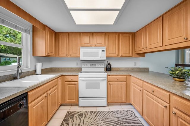 1400 TARPON WOODS BOULEVARD A4, Palm Harbor, FL 34685