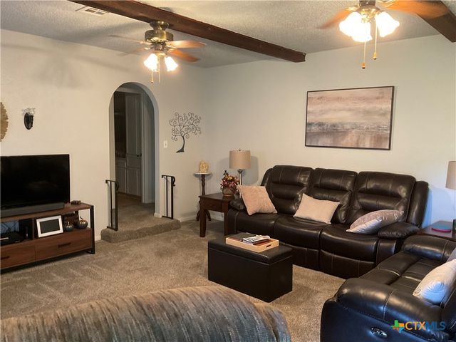 701 Golf Course Road, Gatesville, TX 76528