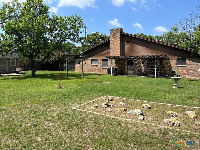 701 Golf Course Road, Gatesville, TX 76528