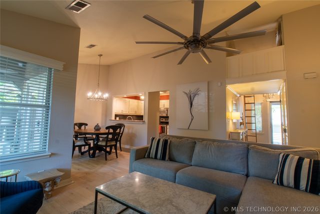 3122 E 91st Place 3122, Tulsa, OK 74137