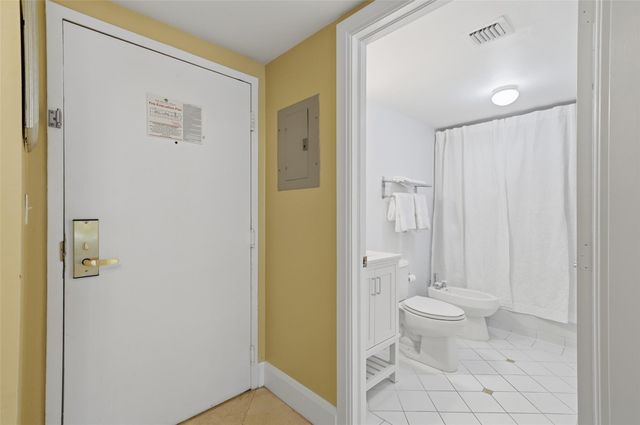 2951 S Bayshore Drive 315, Miami, FL 33133