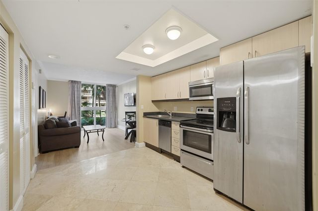 2951 S Bayshore Drive 315, Miami, FL 33133