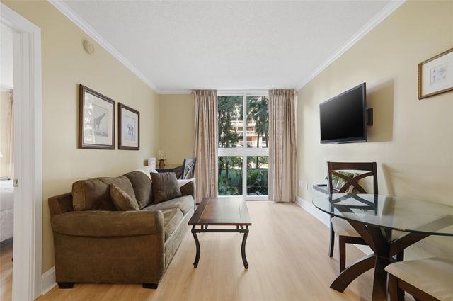 2951 S Bayshore Drive 315, Miami, FL 33133