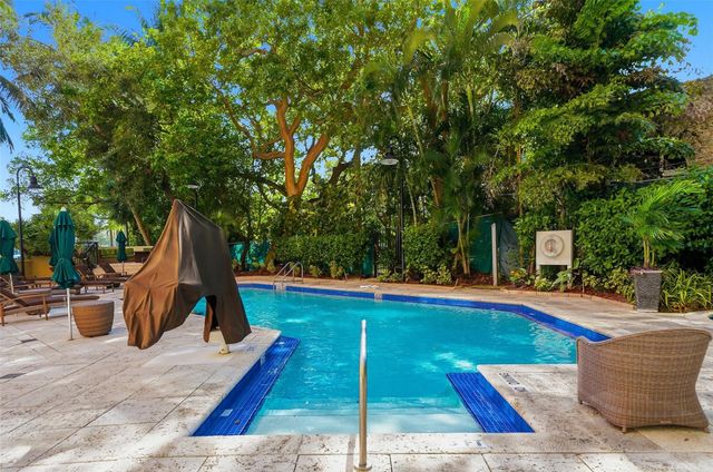 2951 S Bayshore Drive 315, Miami, FL 33133