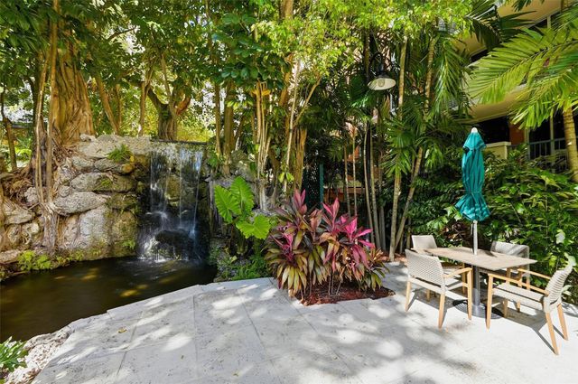 2951 S Bayshore Drive 315, Miami, FL 33133