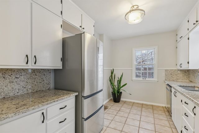 829 7th Street, West Des Moines, IA 50265