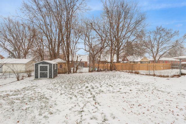 829 7th Street, West Des Moines, IA 50265