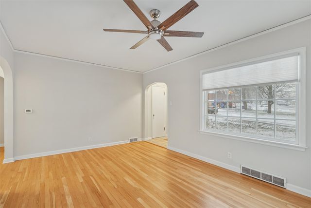 829 7th Street, West Des Moines, IA 50265