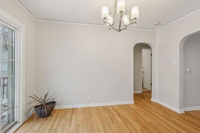 829 7th Street, West Des Moines, IA 50265