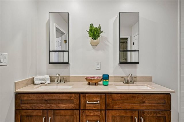 805 Holmes Street, Atlanta, GA 30318