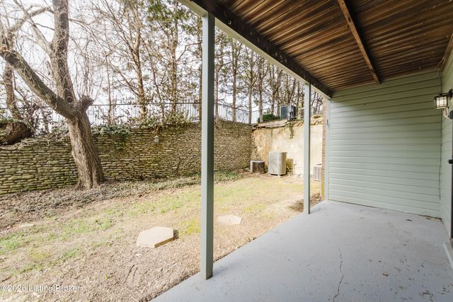 802 Highwood Dr, Louisville, KY 40206