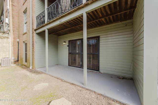 802 Highwood Dr, Louisville, KY 40206