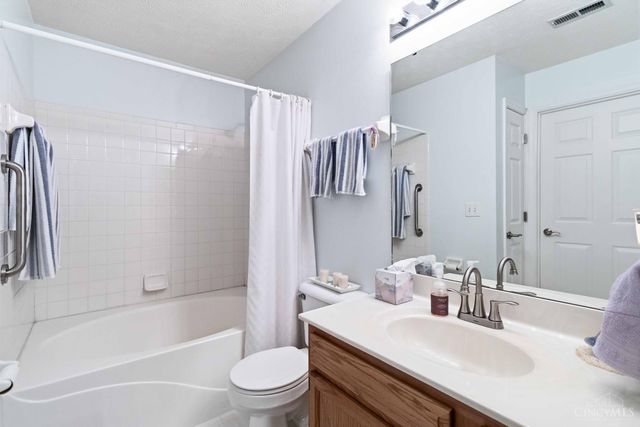 92 Rough Wy, Lebanon, OH 45036