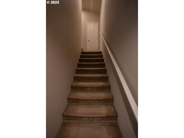 10910 Sw HUNTINGTON Ave, Tigard, OR 97223