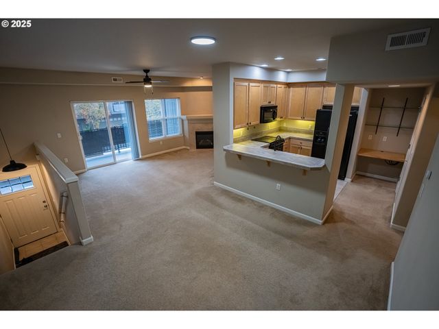 10910 Sw HUNTINGTON Ave, Tigard, OR 97223