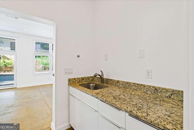 692 Kirkwood Avenue SE, Atlanta, GA 30316