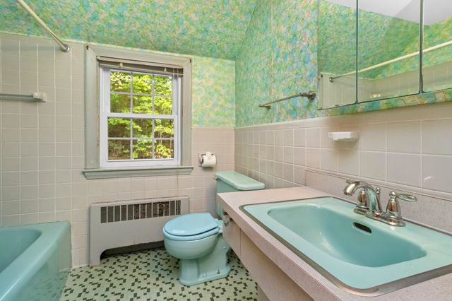 25 Arlington St, Winchester, MA 01890