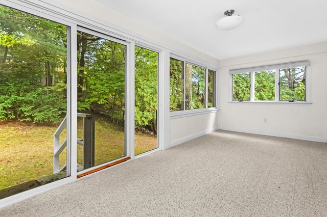 25 Arlington St, Winchester, MA 01890