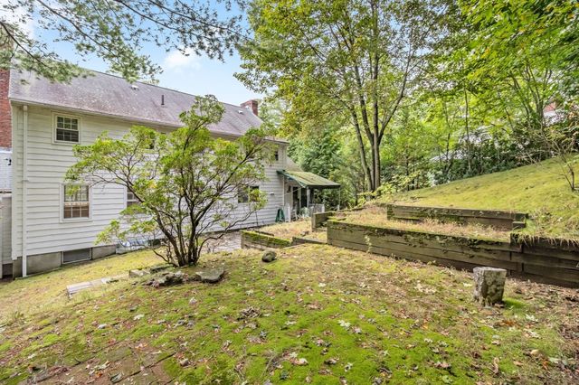 25 Arlington St, Winchester, MA 01890