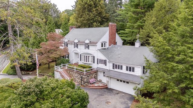 25 Arlington St, Winchester, MA 01890