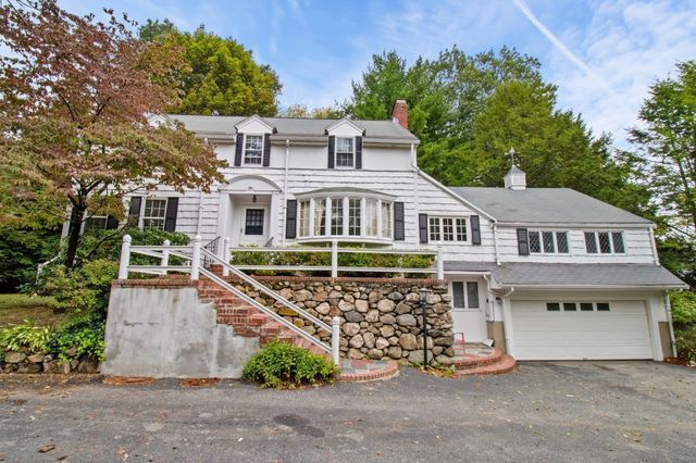 25 Arlington St, Winchester, MA 01890