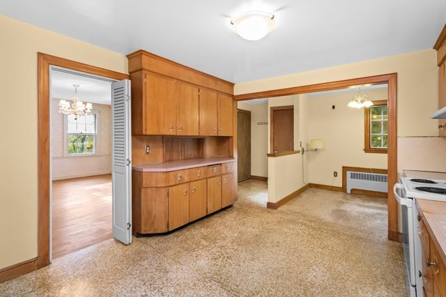 25 Arlington St, Winchester, MA 01890