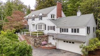 25 Arlington St, Winchester, MA 01890