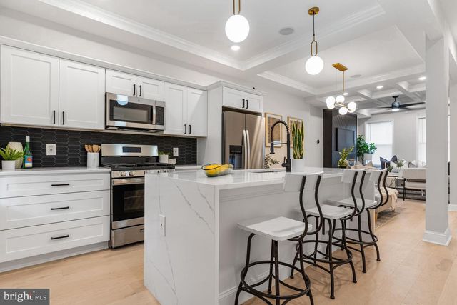 3710 OAKMONT AVE, Baltimore, MD 21215