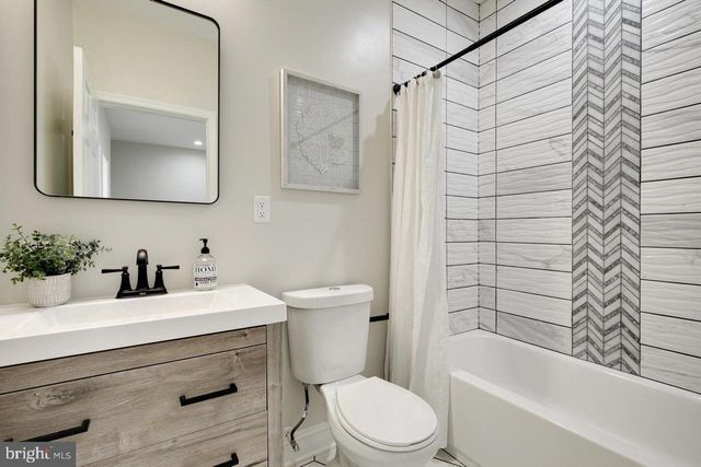 3710 OAKMONT AVE, Baltimore, MD 21215