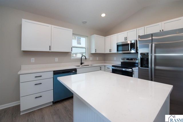 3111 Scotch Lane, Mankato, MN 56001