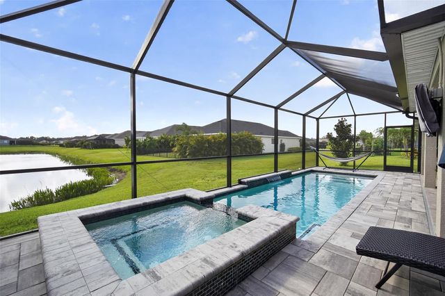 8612 ARROW CREEK DRIVE, Parrish, FL 34219