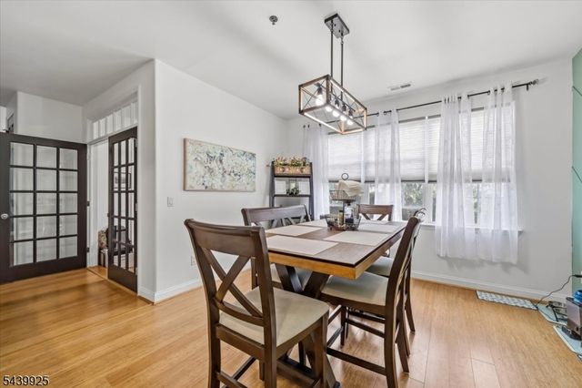 56 Limerick Ln, Lopatcong Twp., NJ 08865