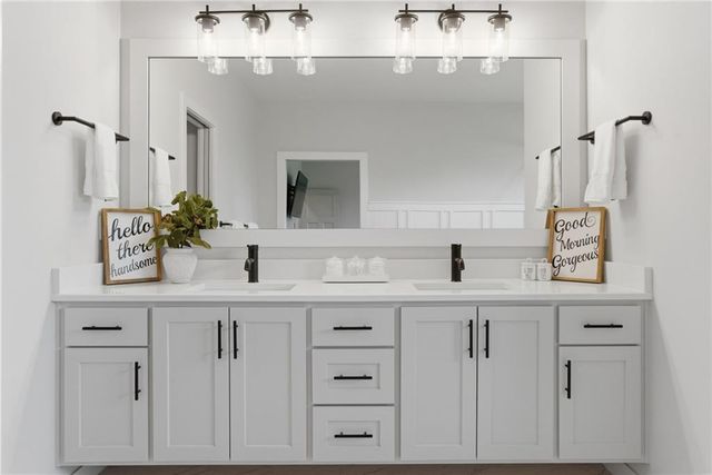 12527 W 182nd Court, Overland Park, KS 66013