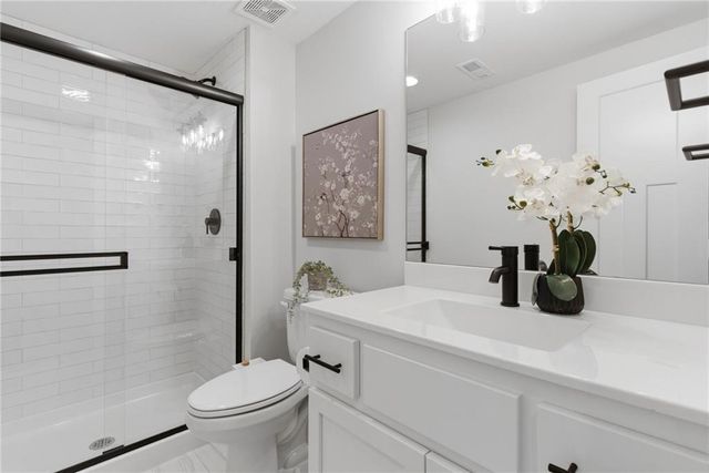 12527 W 182nd Court, Overland Park, KS 66013