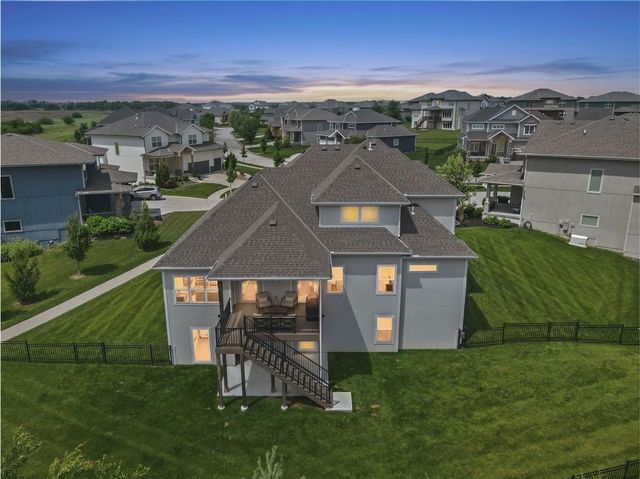 12527 W 182nd Court, Overland Park, KS 66013