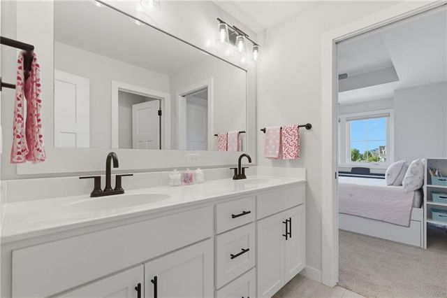 12527 W 182nd Court, Overland Park, KS 66013