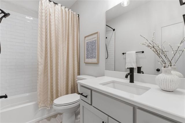 12527 W 182nd Court, Overland Park, KS 66013