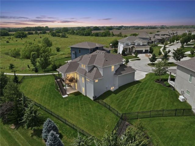 12527 W 182nd Court, Overland Park, KS 66013