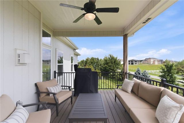 12527 W 182nd Court, Overland Park, KS 66013