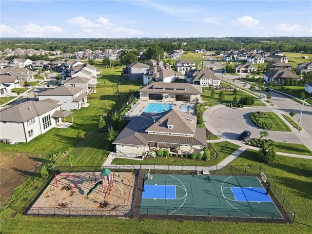12527 W 182nd Court, Overland Park, KS 66013