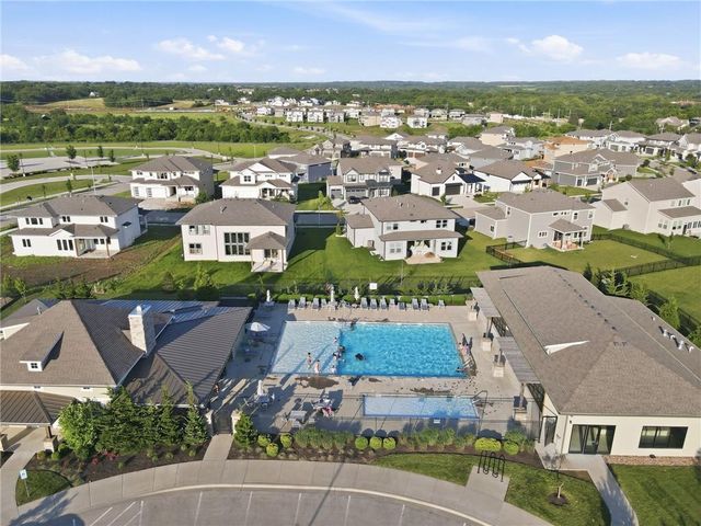 12527 W 182nd Court, Overland Park, KS 66013