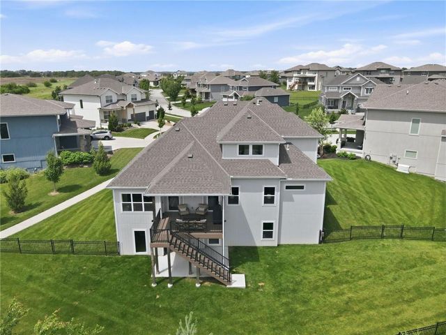 12527 W 182nd Court, Overland Park, KS 66013