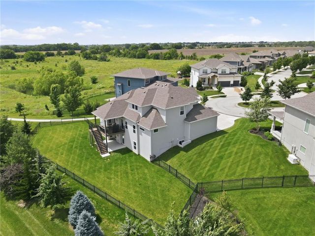 12527 W 182nd Court, Overland Park, KS 66013
