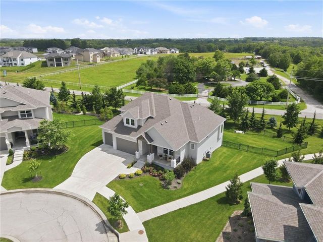 12527 W 182nd Court, Overland Park, KS 66013