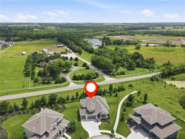 12527 W 182nd Court, Overland Park, KS 66013