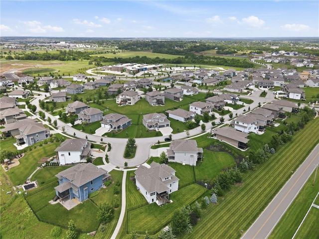 12527 W 182nd Court, Overland Park, KS 66013